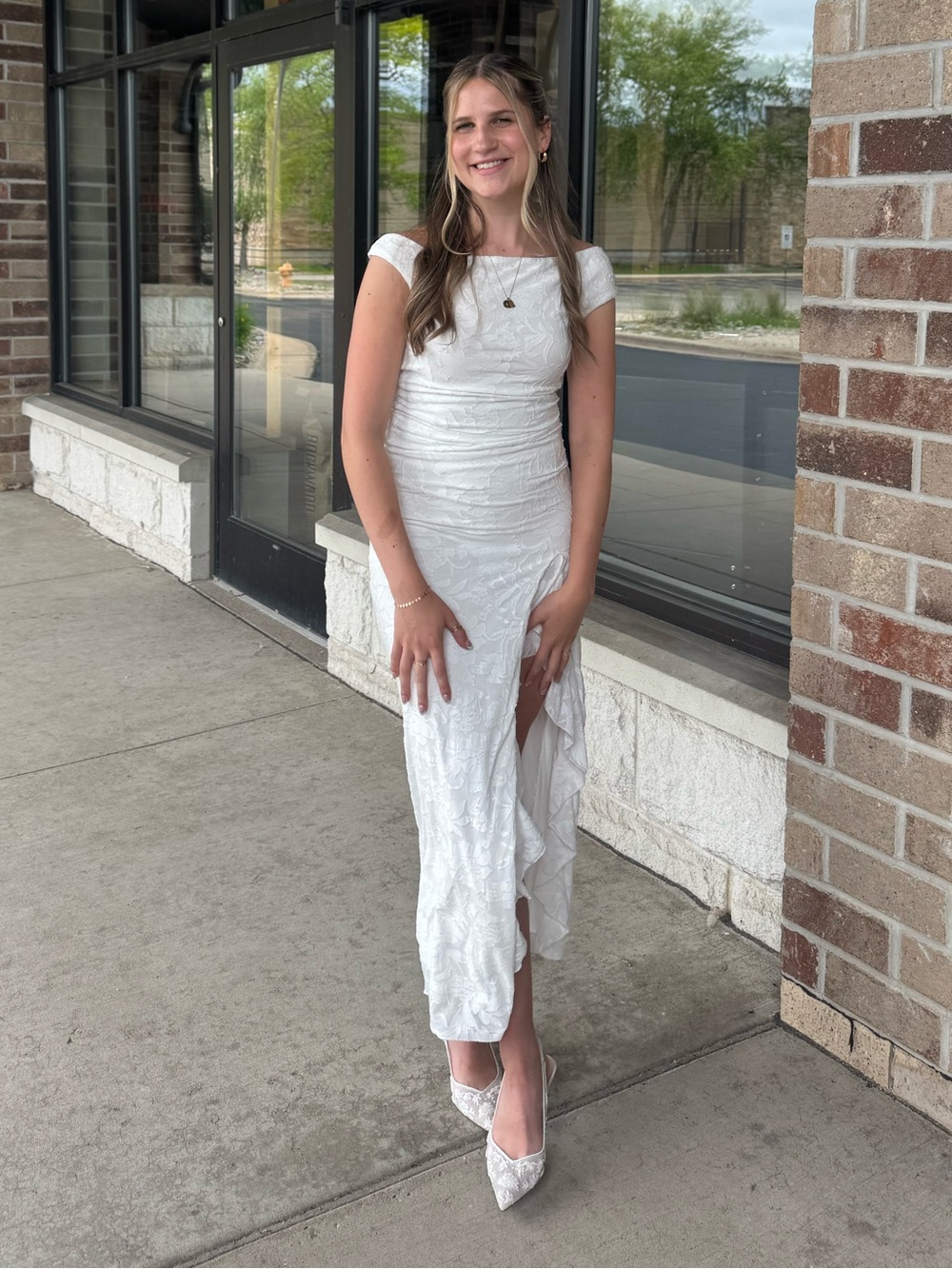 Altard state Kalista Maxi Dress Off-Shoulder White Lace High-Slit Maxi Dress - Picture 4 of 5